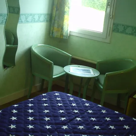 Proche Cherbourg L'eden A Hotel 2*